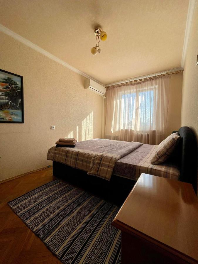 Comfortable One Beds With Nice View For Independent Sqr เคียฟ ภายนอก รูปภาพ