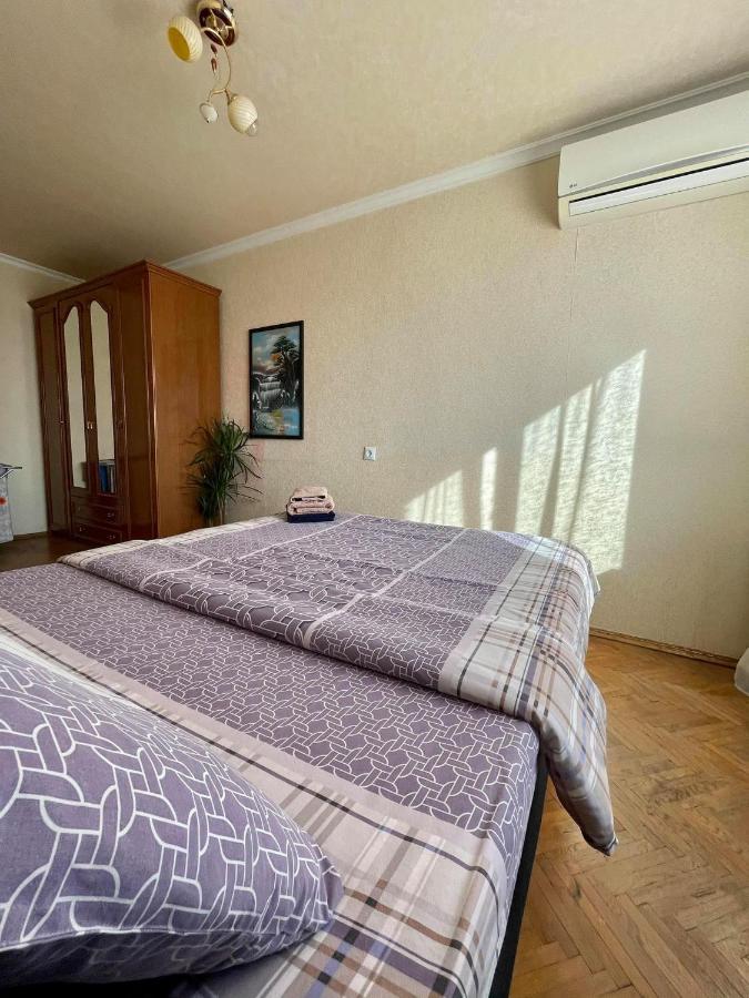 Comfortable One Beds With Nice View For Independent Sqr เคียฟ ภายนอก รูปภาพ