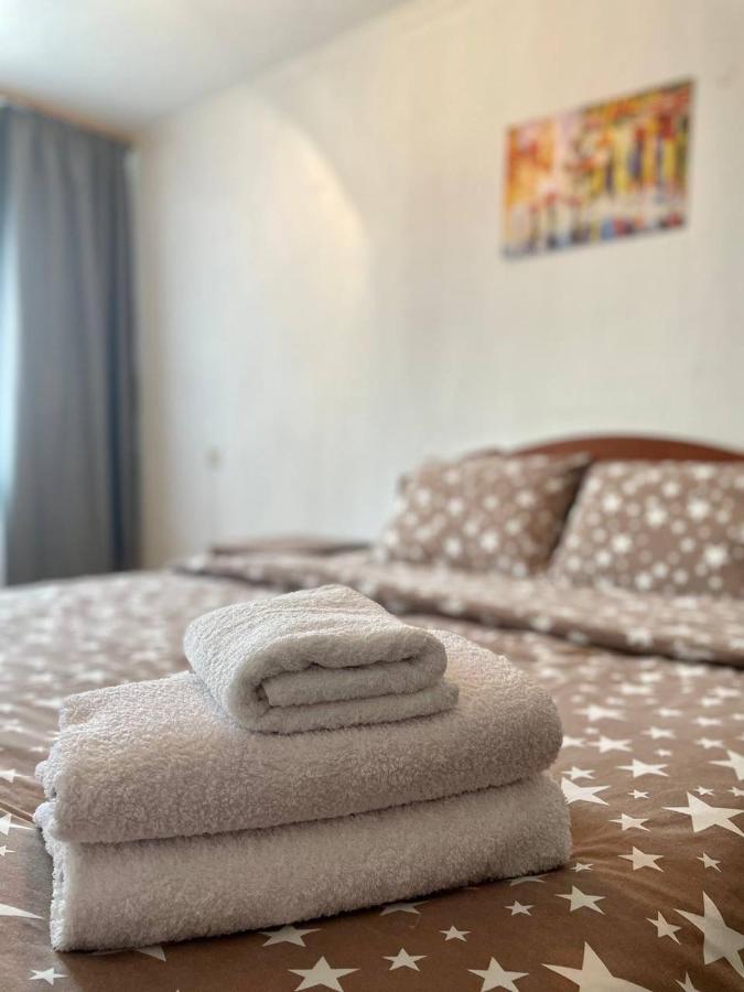 Comfortable One Beds With Nice View For Independent Sqr เคียฟ ภายนอก รูปภาพ